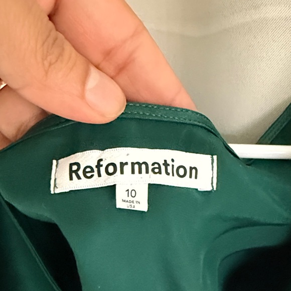 Reformation 100% Silk Poema Silk Long Maxi Dress in Emerald Green - Picture 6 of 7
